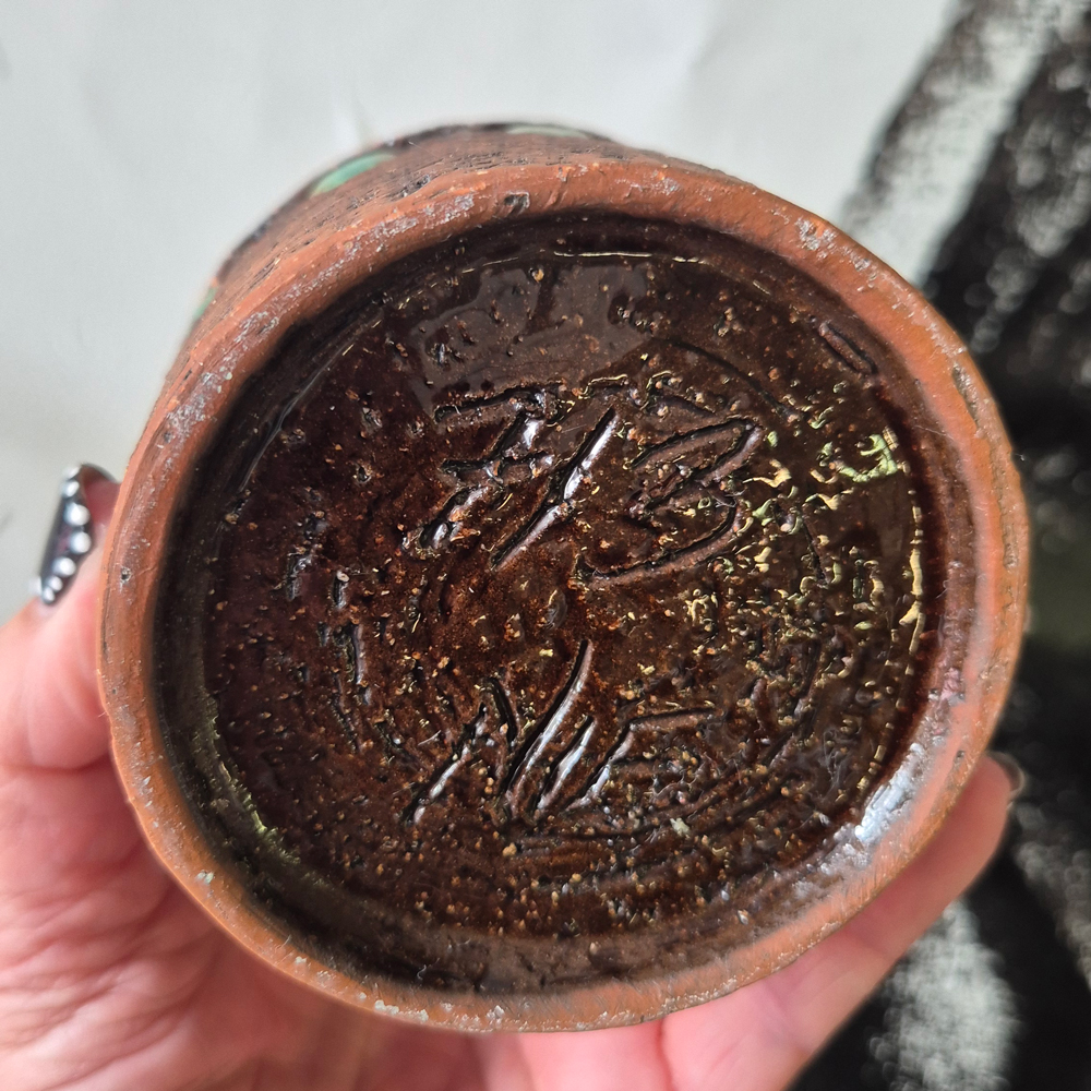 vintage VAS med hänkel, grov brun lera och grön glasyr, Bromma keramik, h  11,5 cm  - 5