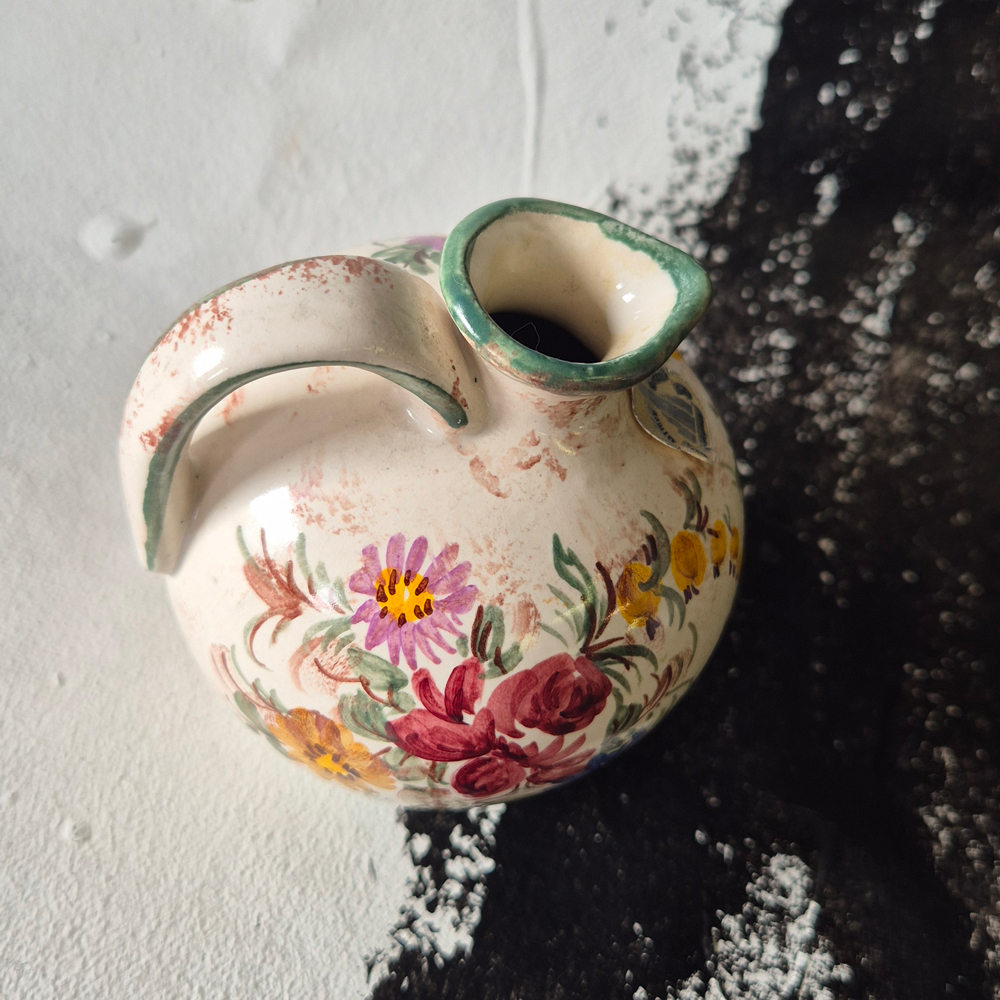 vintage VAS/KANNA med hänkel, blommönstrad, h 10 cm  - 4