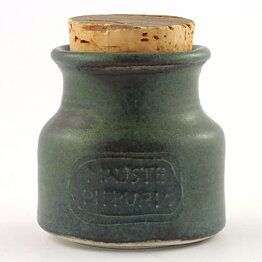 Francesca Mascitti-Lindh (Arabia 1960s) Rustic Spice Jar "Maustepippuri" (Allspice) 6 cm (3)