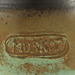 Francesca Mascitti-Lindh (Arabia 1960s) Rustic Spice Jar "Muskottia" (Nutmeg) 6 cm (5)