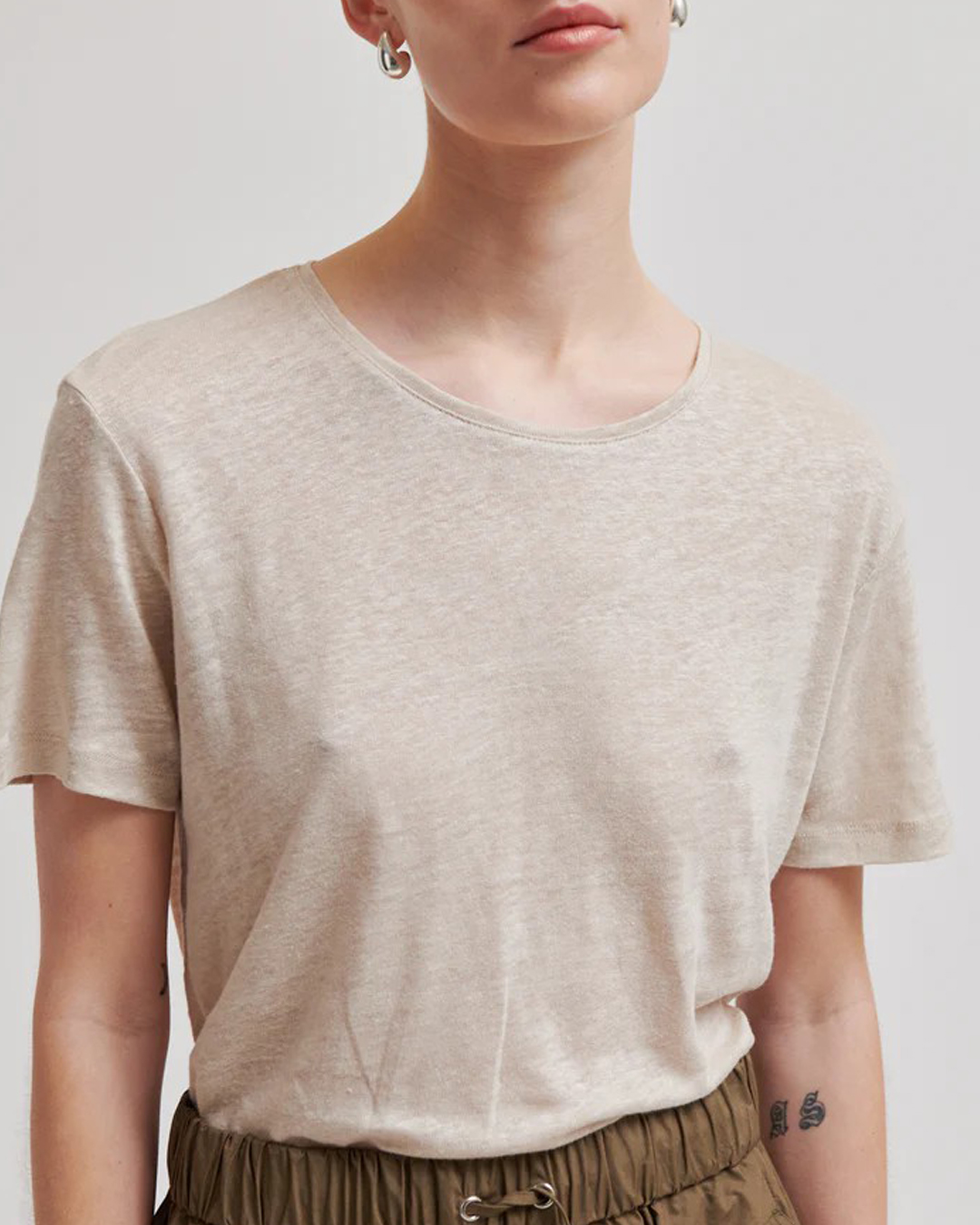Linnetopp Peony kort ärm ljusbeige - 3