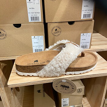 Sandal av fårskinn - Bondi från Shepherd