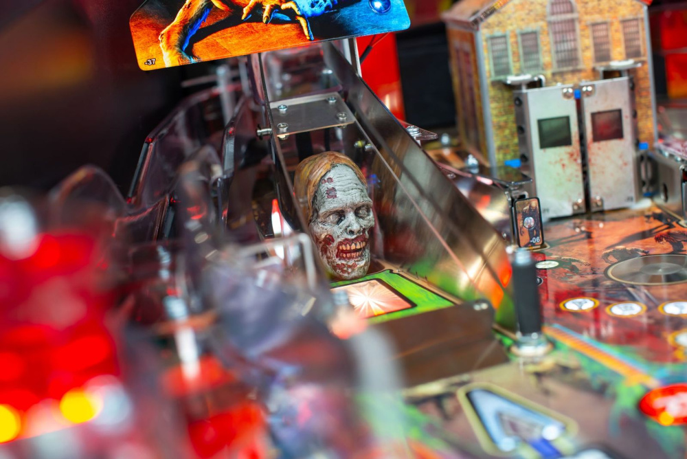 The Walking Dead Remastered Premium - Stern Pinball  - In stock - 15