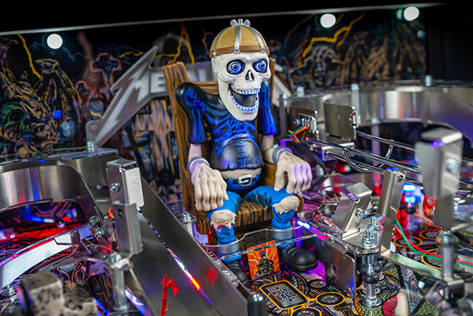 The Metallica Remastered Premium - Stern Pinball  - Contact us for availability - 31