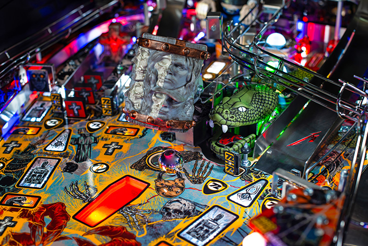 The Metallica Remastered Premium - Stern Pinball  - Contact us for availability - 16