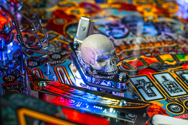 The Metallica Remastered Premium - Stern Pinball  - Contact us for availability - 29
