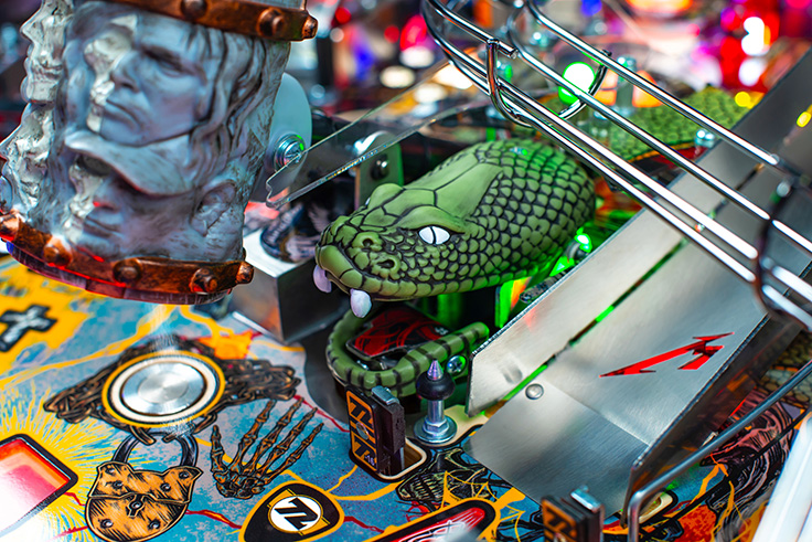 The Metallica Remastered Premium - Stern Pinball  - Contact us for availability - 6