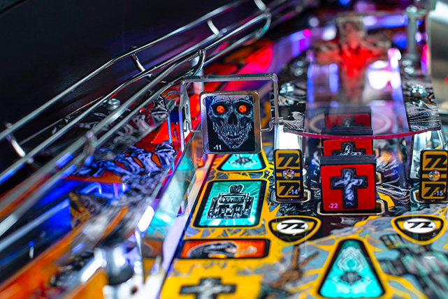 The Metallica Remastered Premium - Stern Pinball  - Contact us for availability - 8