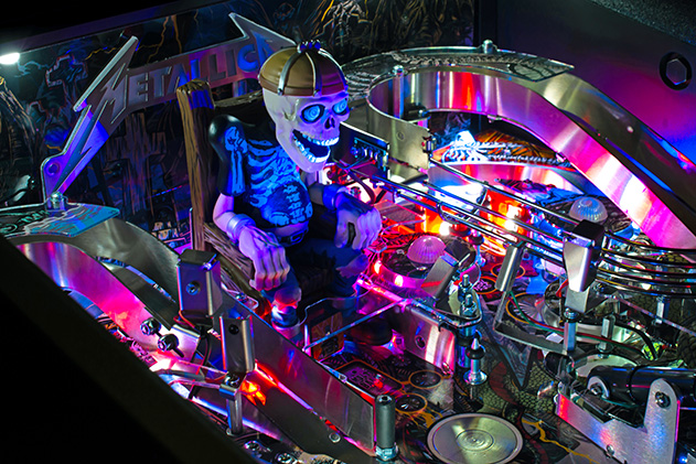 The Metallica Remastered Premium - Stern Pinball  - Contact us for availability - 22