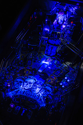 The Metallica Remastered Premium - Stern Pinball  - Contact us for availability - 18