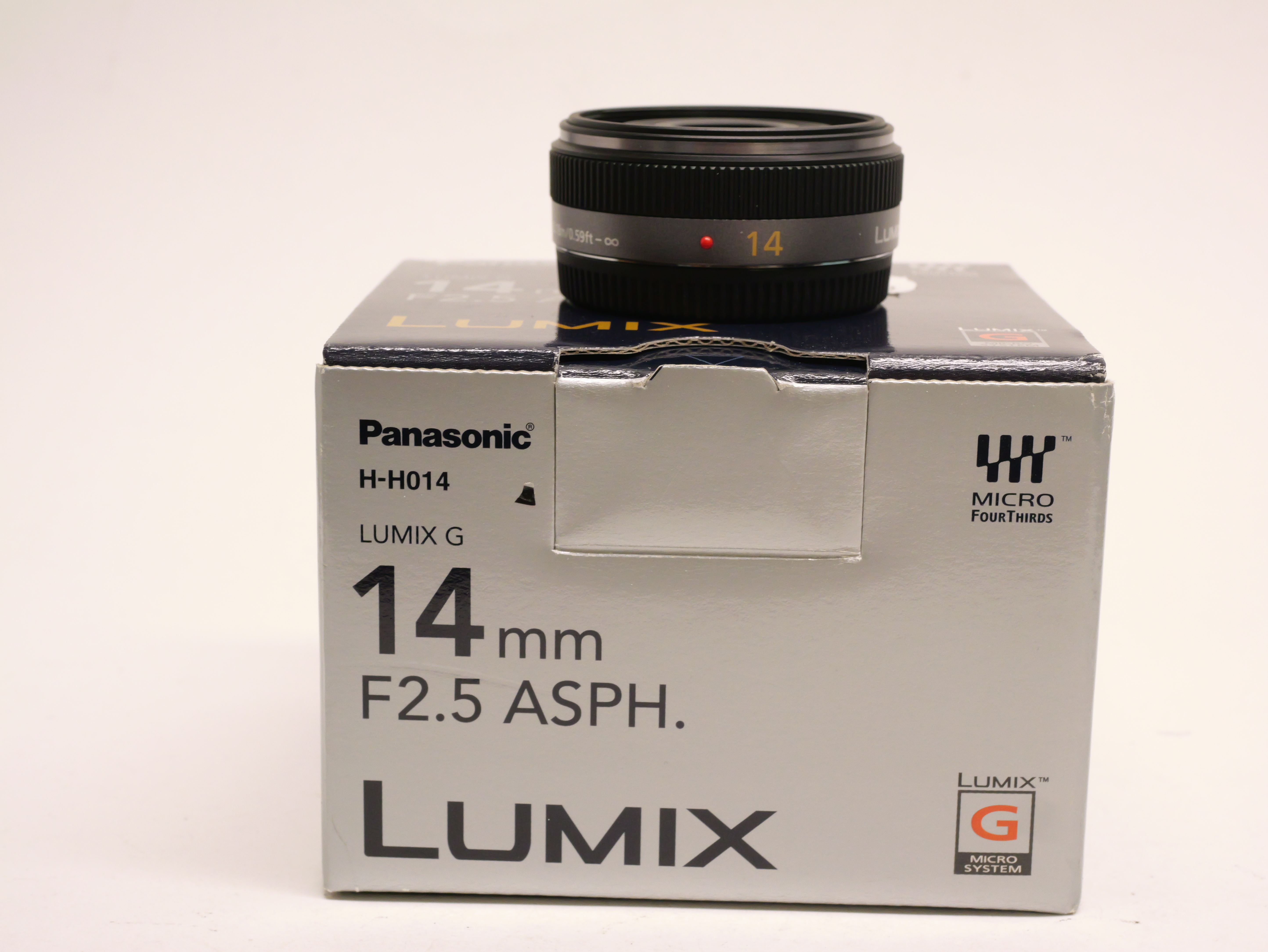 Panasonic Lumix G 14 / 2,5 