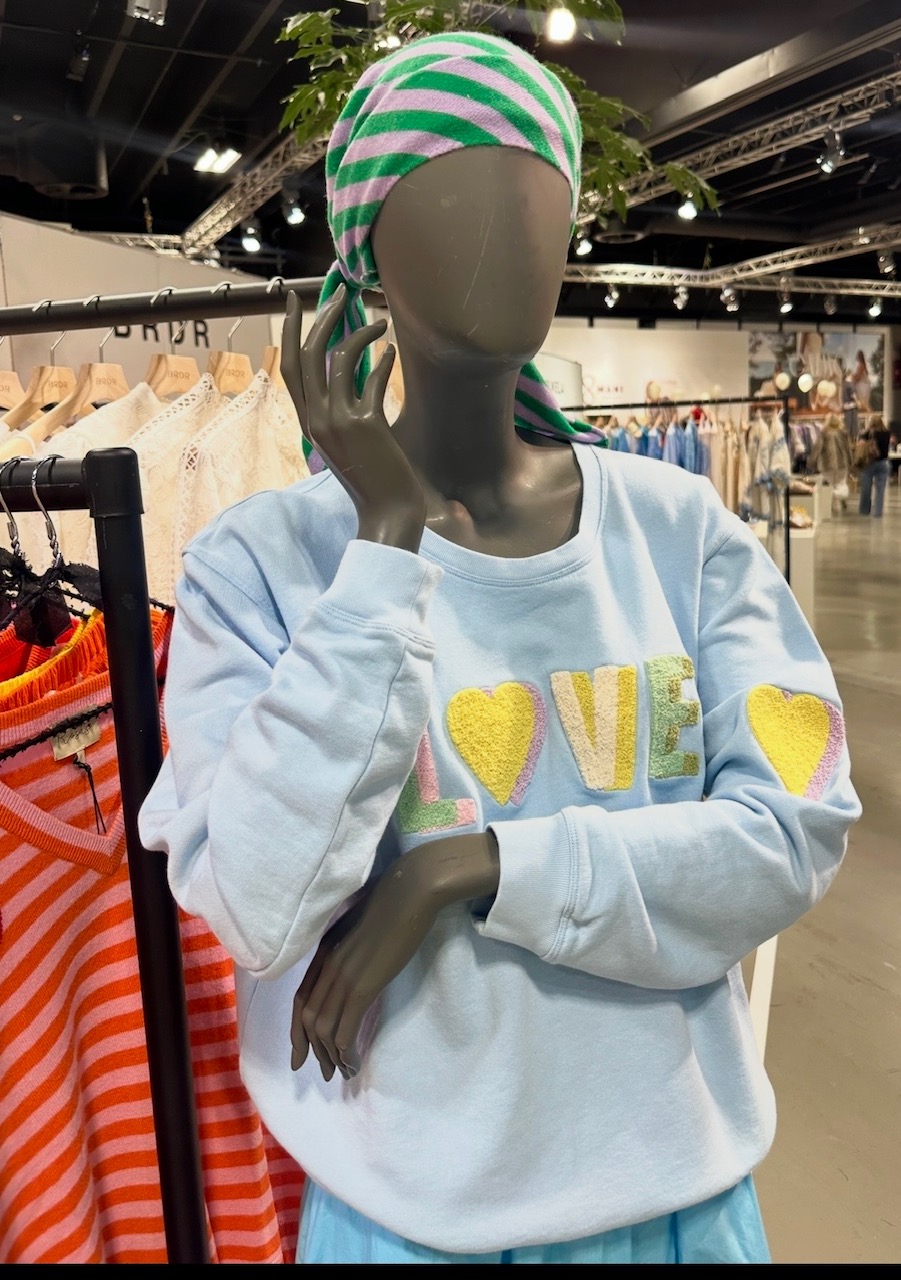 Is-LOVE multi HEAVEN sweat shirt - 2