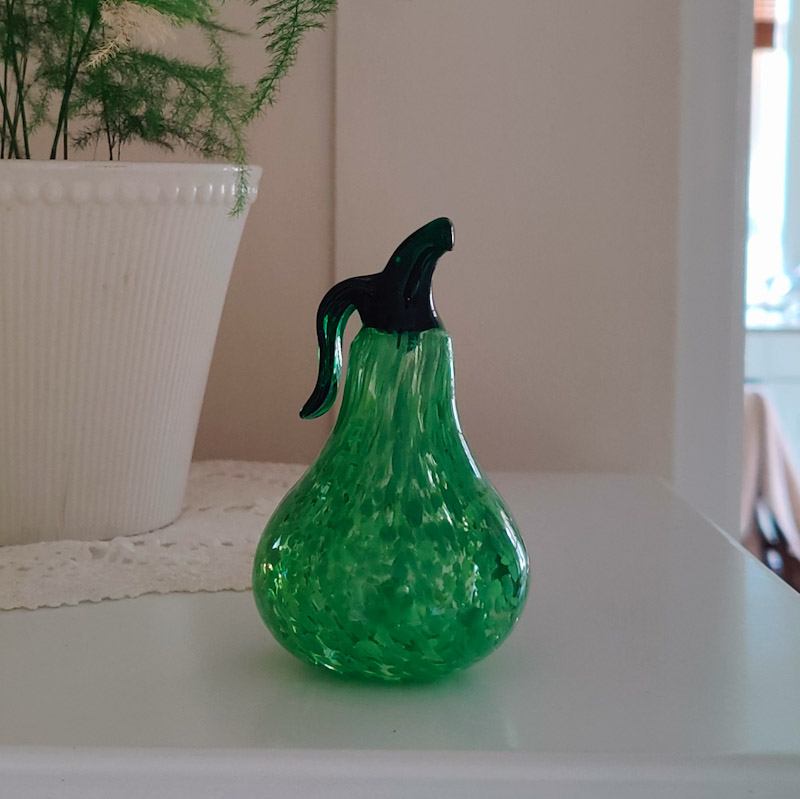 Grönt päron i glas