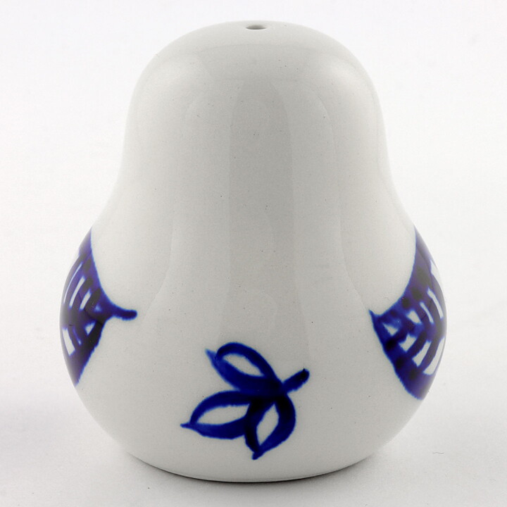 Gunvor Olin-Grönqvist (Köökki 1960) Rounded Shaker with Hand-Painted Blue Flower Decor 6 cm