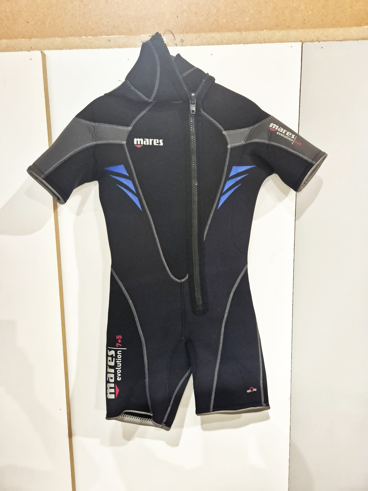 Mares Evolution shorty, Storlek 2 (ca S (ca175cm))