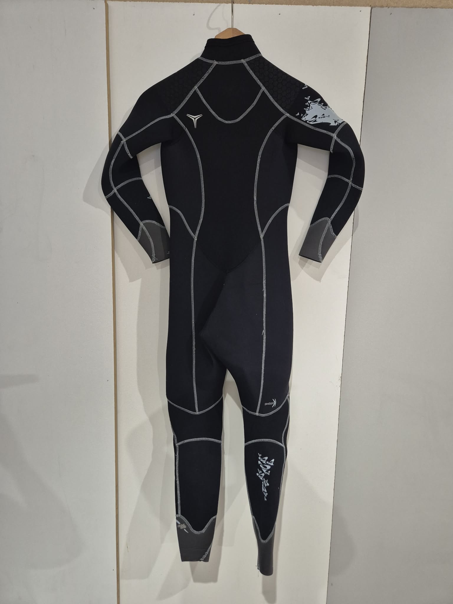 Mares Pioneer 5mm, Storlek 1(ca XS (ca164cm)) *NY* - 2