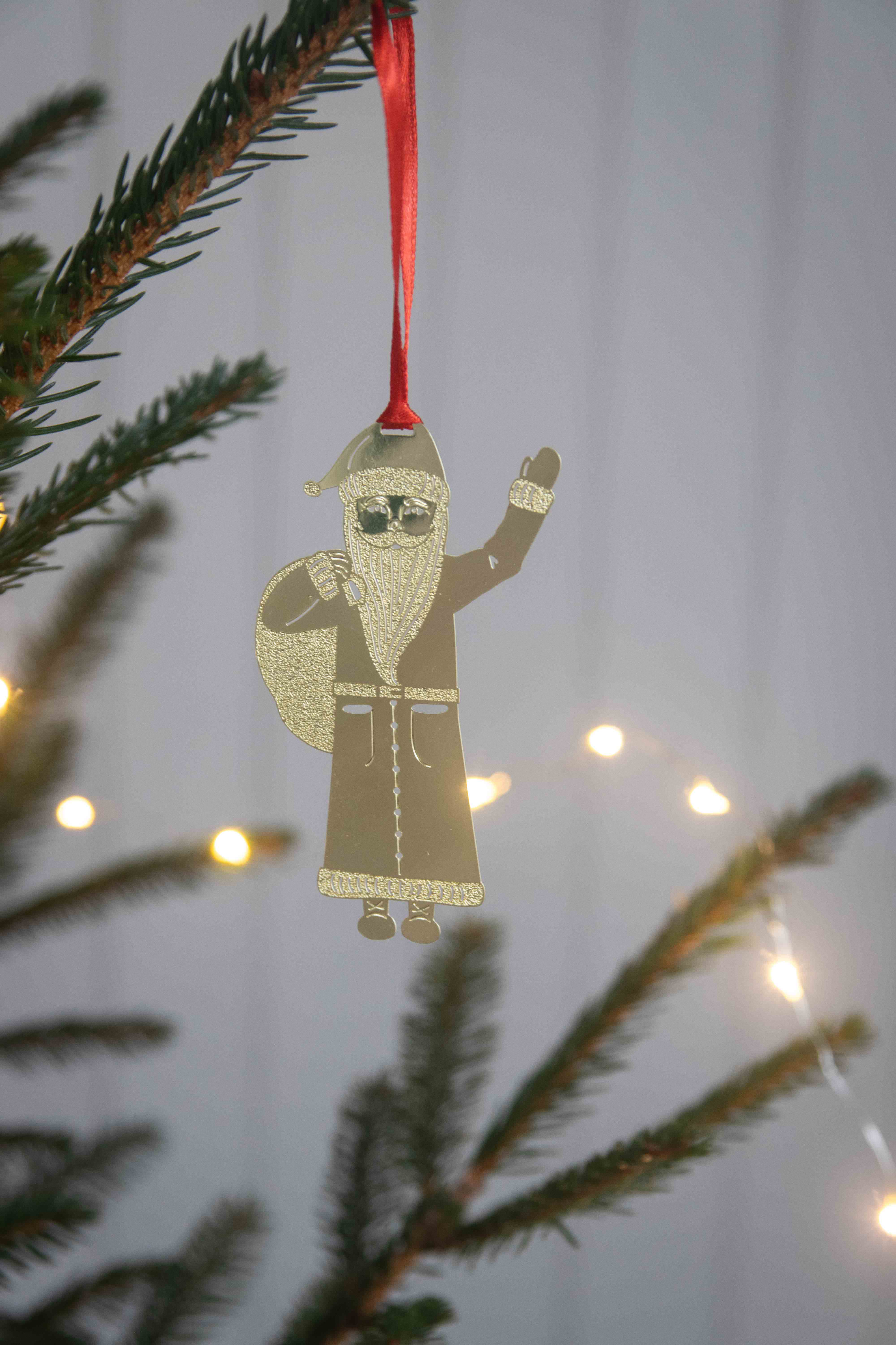 HÄNGE CLAUS