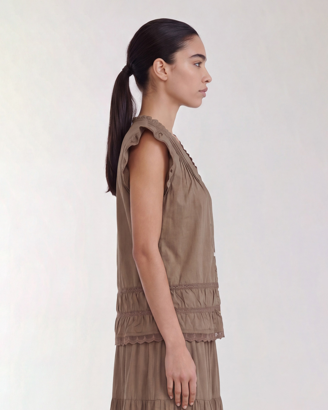 Blus Rosy holkärm med volang brun - 4