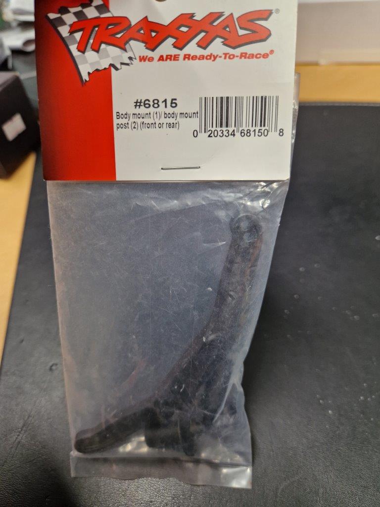 Traxxas Body Mount (1)/ Body mount post (2) (front or rear)