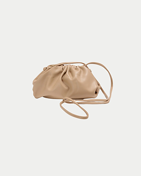 BOW19 Dumpling Bag Beige