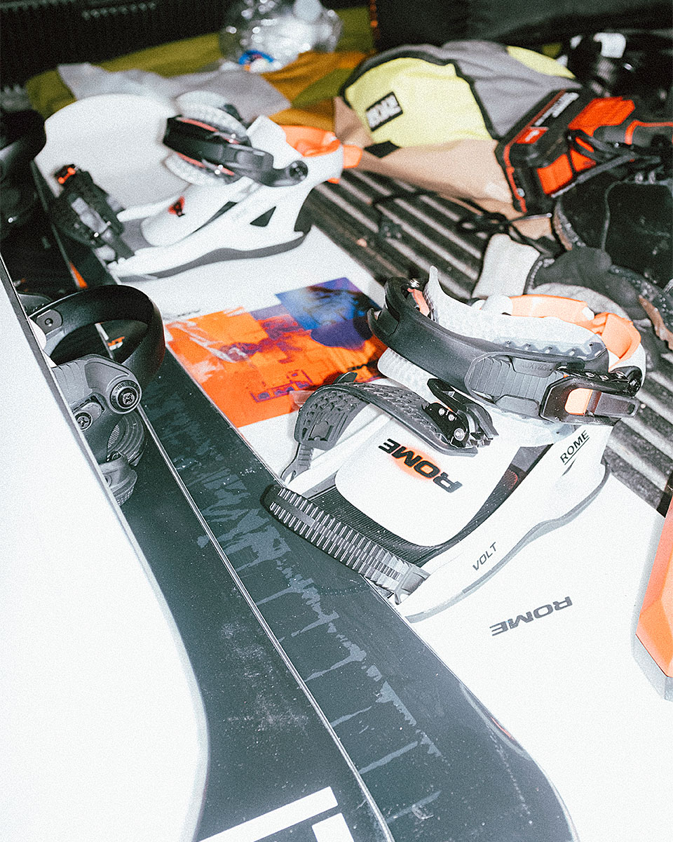 Rome Snowboardbindning - Mens Volt FASE Stone - 8