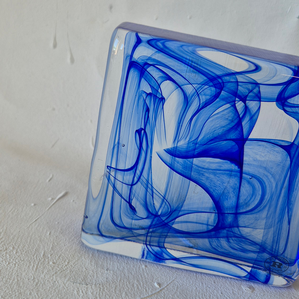 vintage GLASBLOCK, dekorativt mönster i blått, Reijmyre glasbruk, , h 11,4 cm  - 3