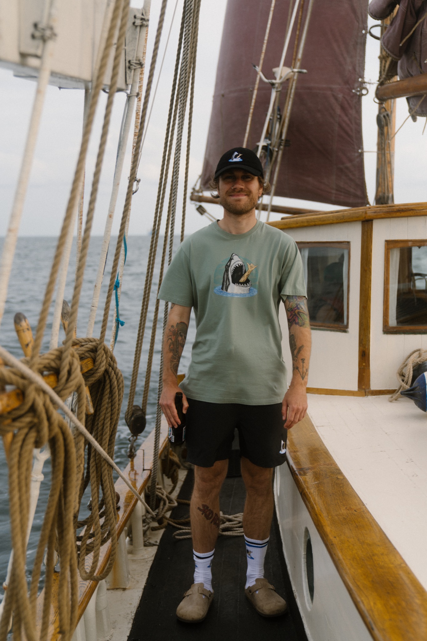 Lakor Shark Shaka T-shirt Sea Spray - 7