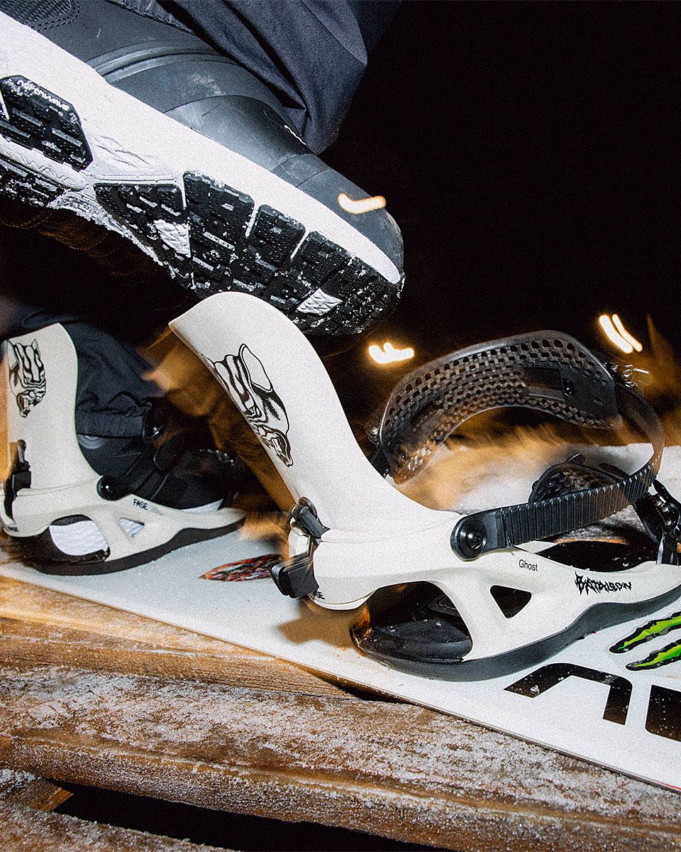 Bataleon Snowboardbindning - Mens Ghost FASE Bone White - 8