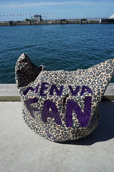 Tote bag leopard with smooth purple glitter