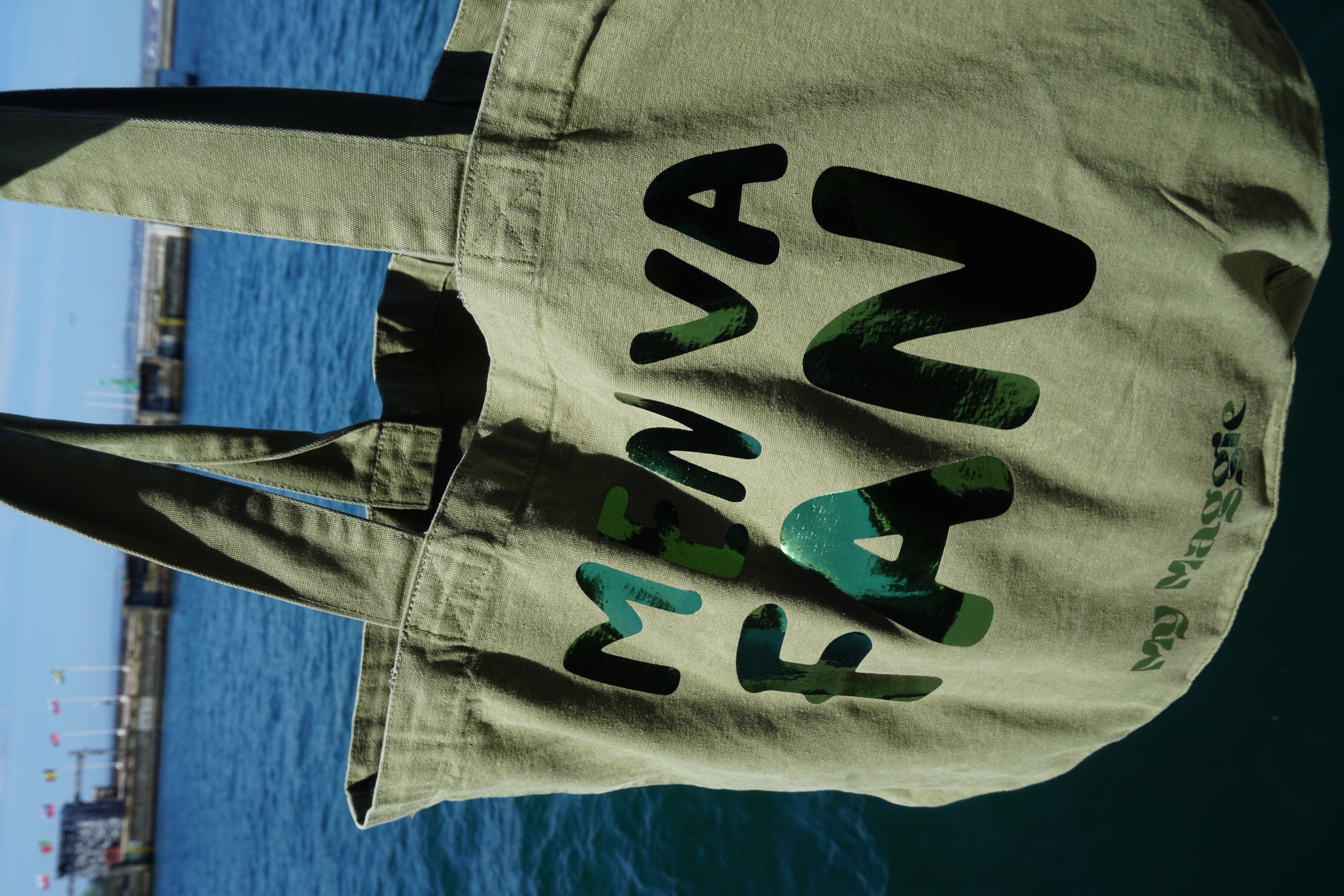 Tote bag moss with green metallic
