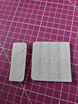 Seamless Hook & Eye 3x3 -  White 