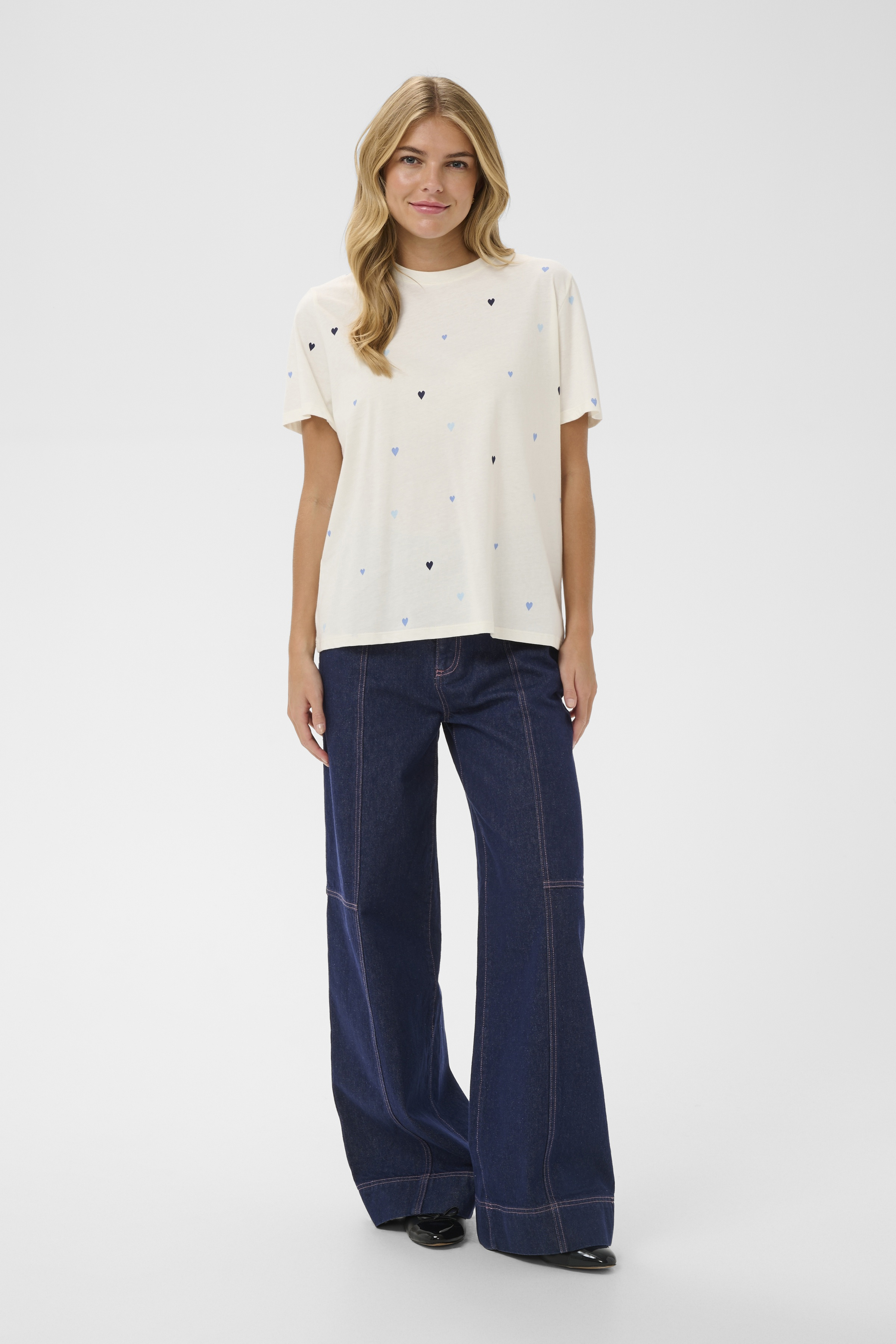 Johanna T-Shirt Ice Blue Multi un Hearts - 4