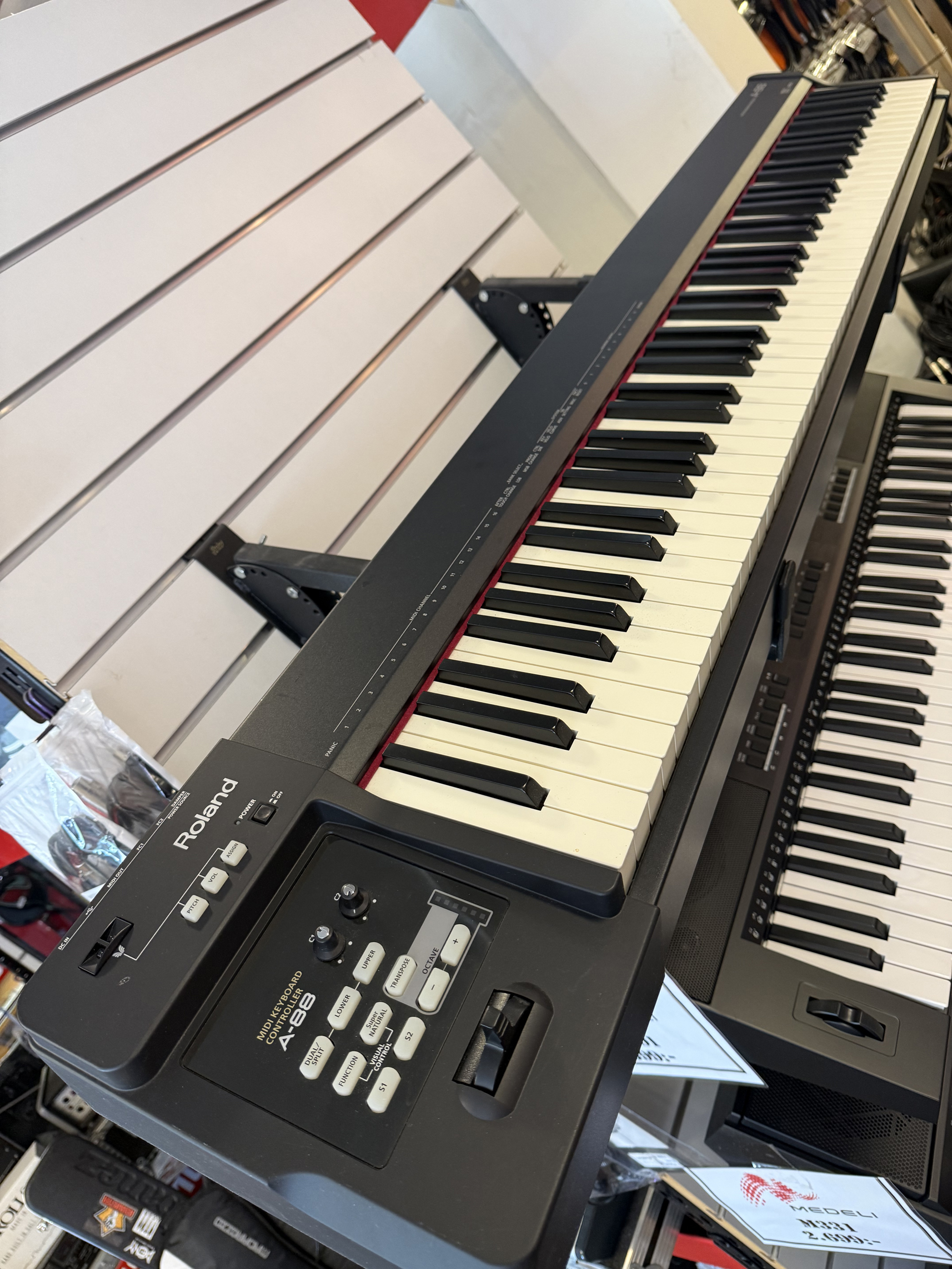 Roland A-88