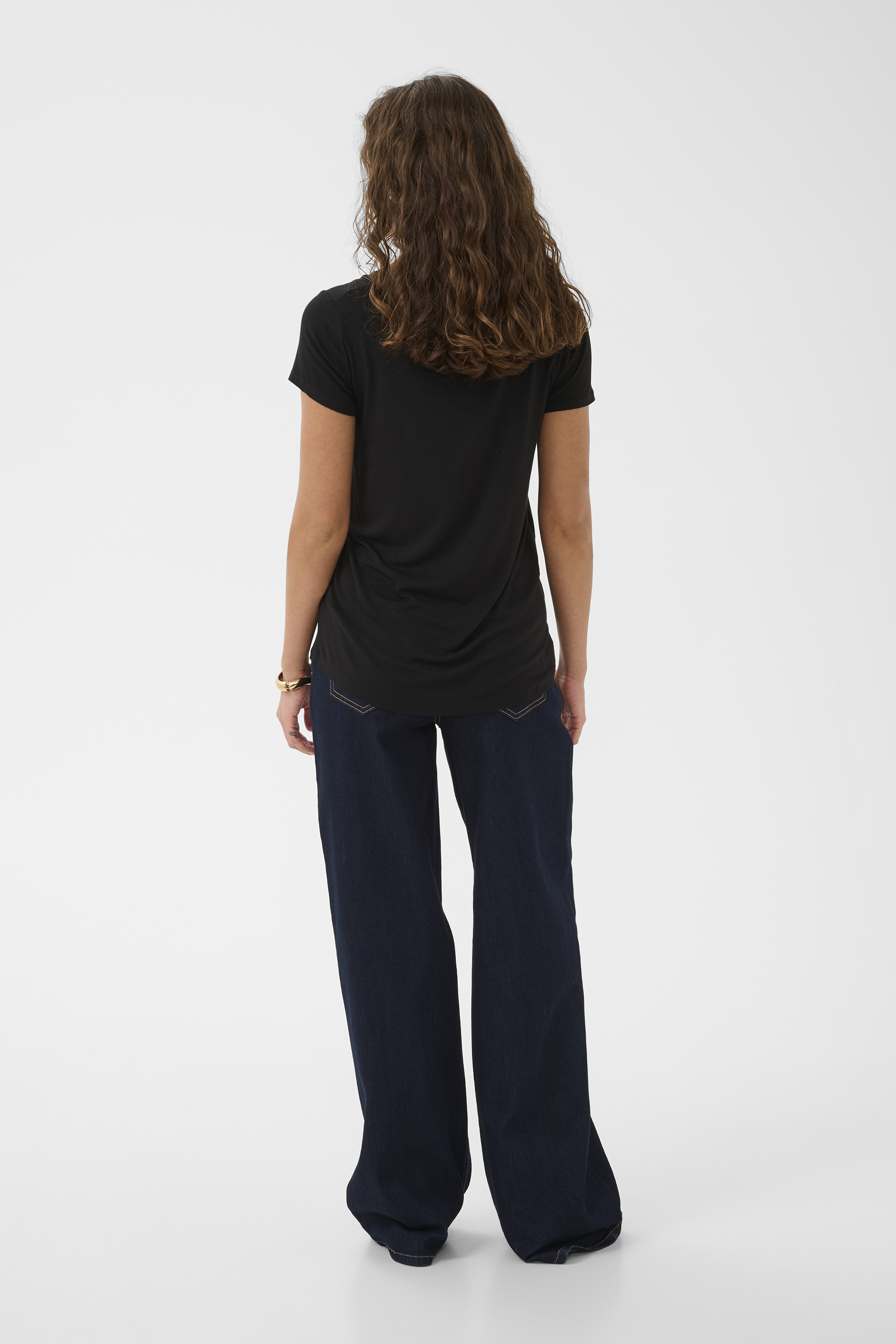 CUpoppy V-neck T-Shirt Black - 5