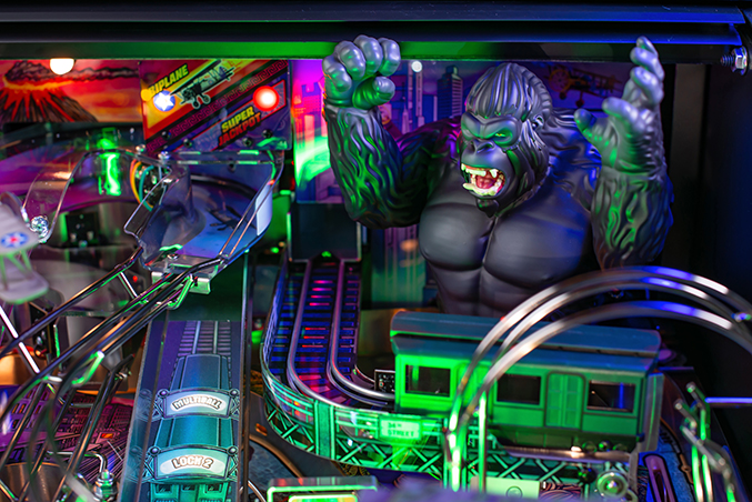 King Kong Premium - Stern Pinball  - Available in July - 20