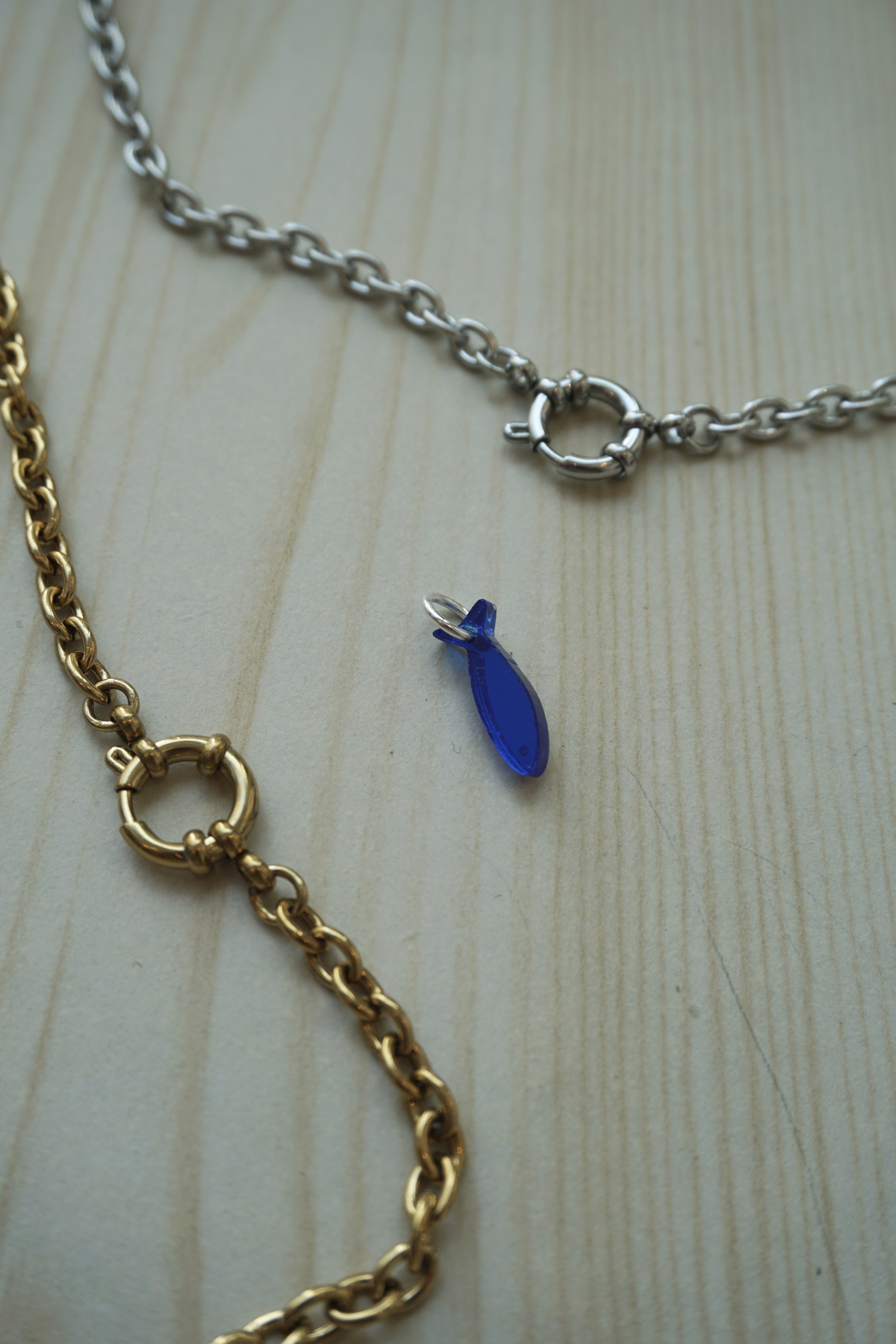 Mini pendant mirror blue fish
