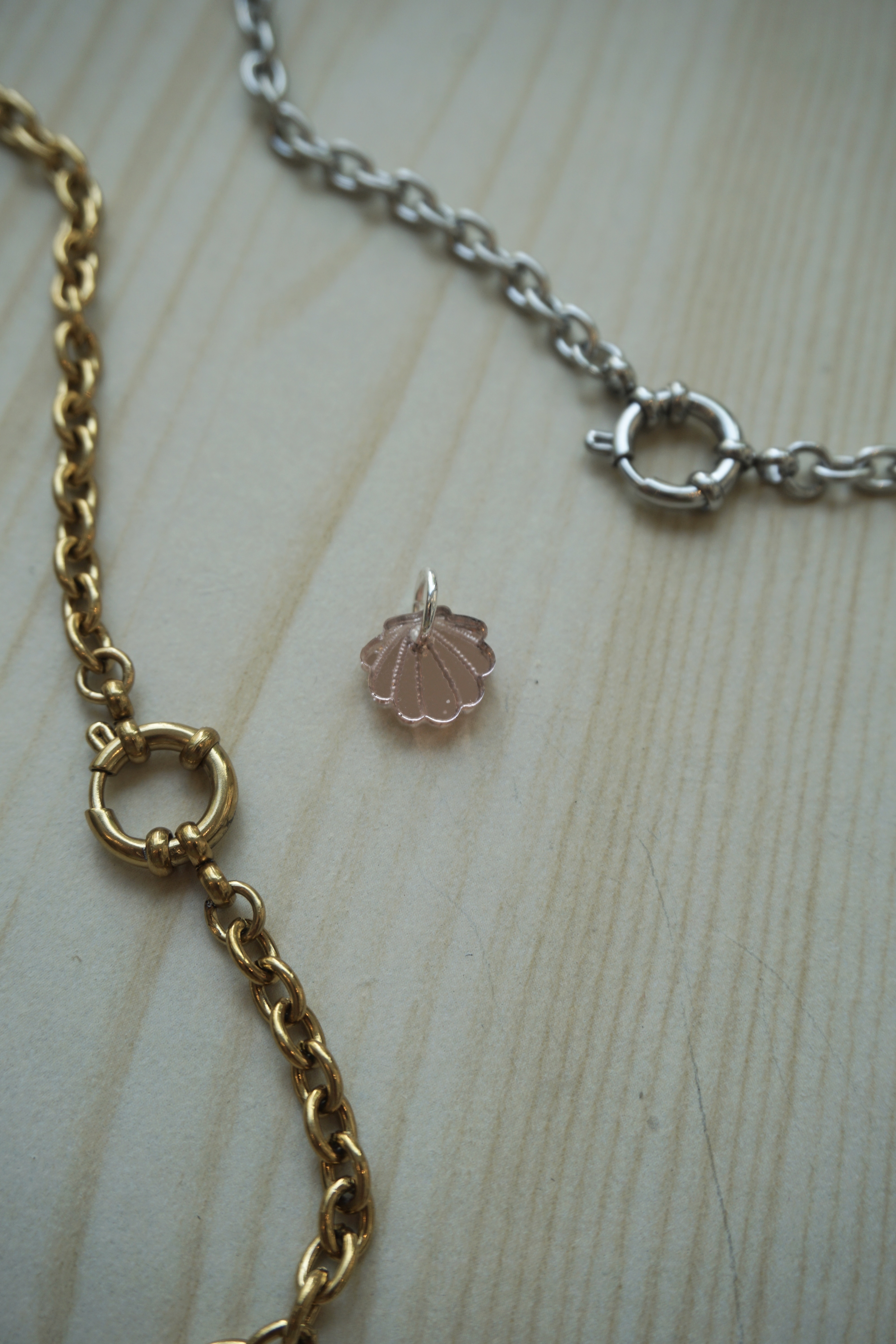 Mini berlock spegelrosé snäckskal