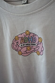 Oversized boyfriend tshirt ADHD ljuslila