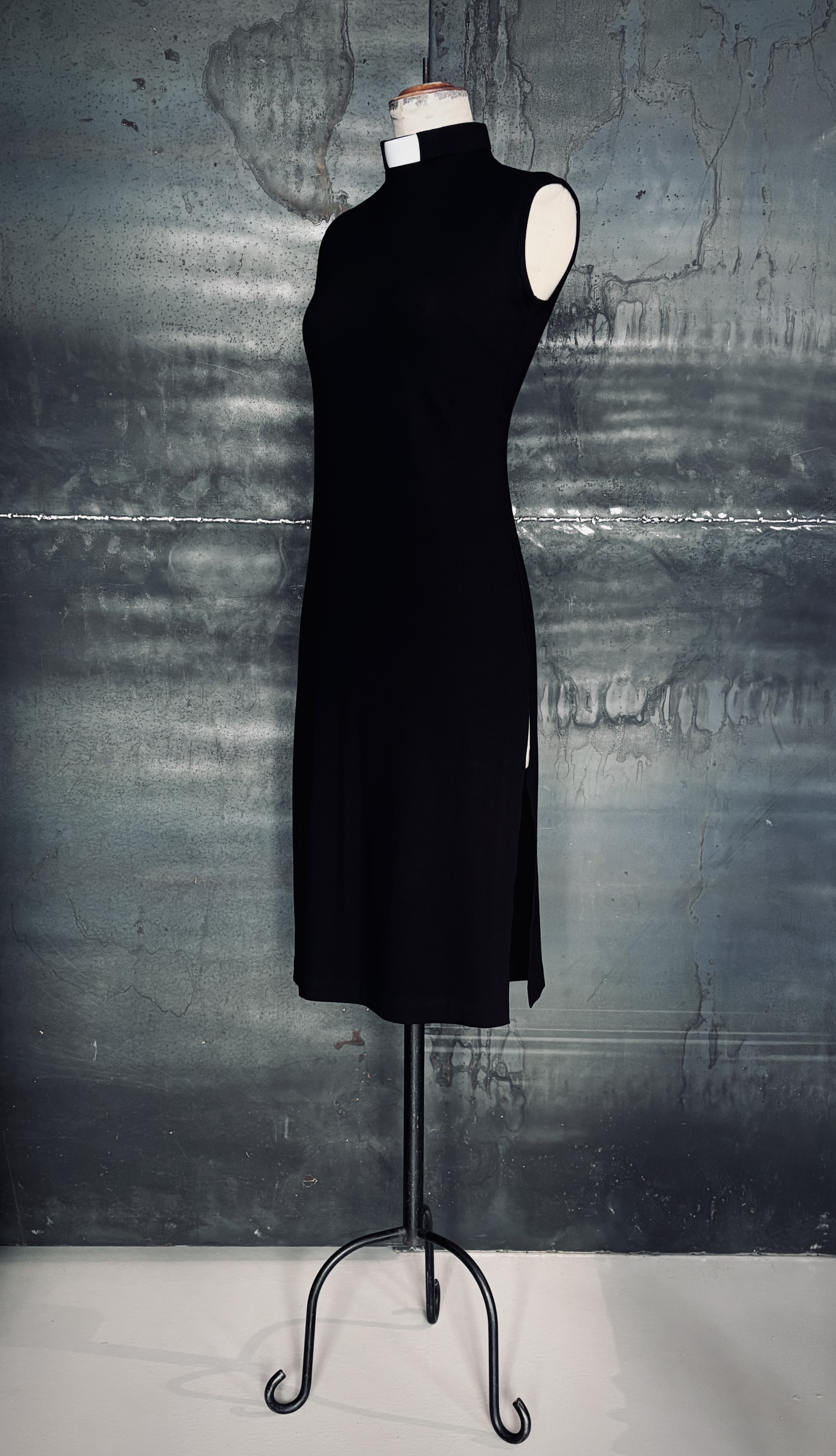 GERTRUDE-STUDIO - Sleeve less dress / Tunic  