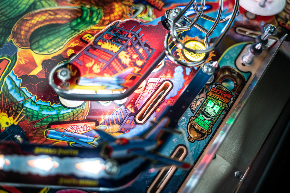 Godzilla Premium - Stern Pinball  - Available in July - 12