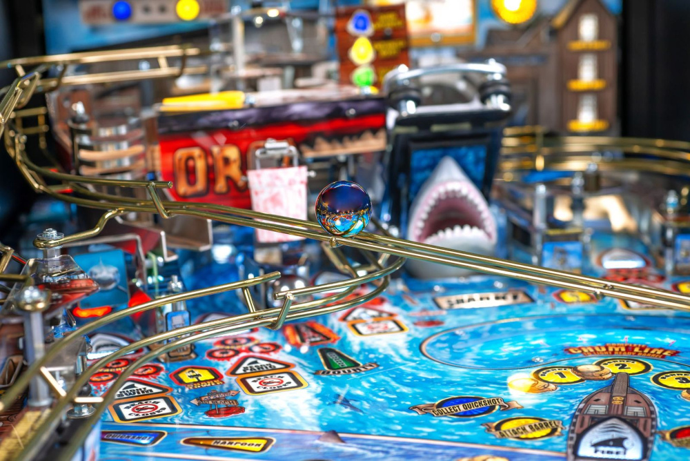 Jaws 50th Anniversary Premium - Stern Pinball - Kontakta för tillgänglighet - 10