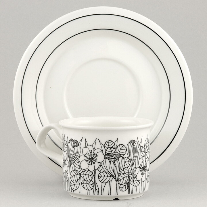 Esteri Tomula (Krokus 1978) Coffee Cup with Graphic Flower Decor 10 cm  [Sample Images]