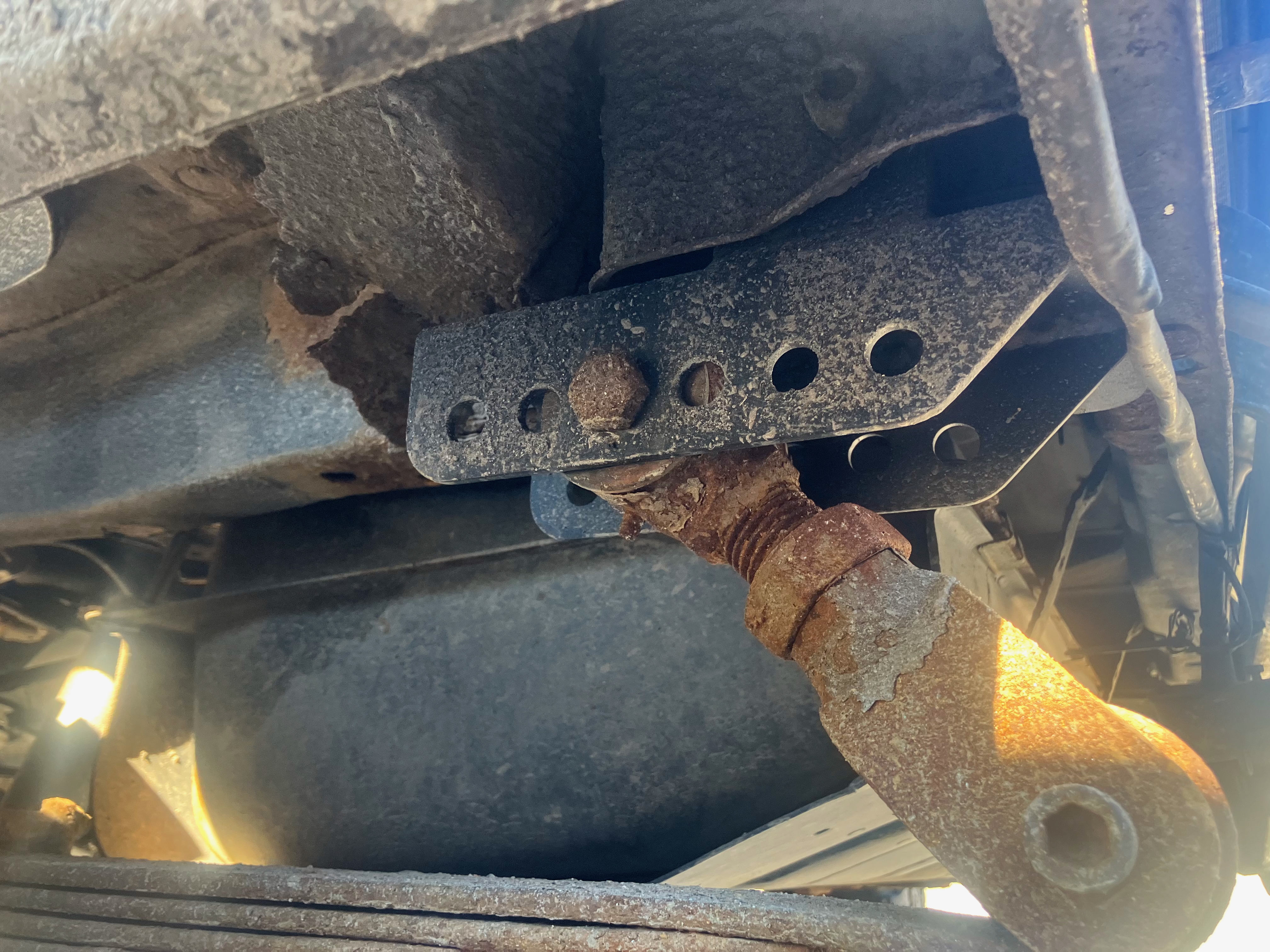 Falken Fabrication Bolt-on Shackle Relocation - Jeep XJ - 2