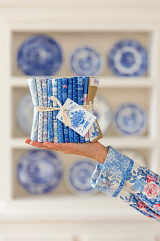 Tilda  Fat Quarter Something Blue Blenders