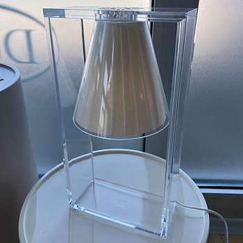 Light-Air Bordslampa (Beige) - Designdynf/Skyltex* - Kartell