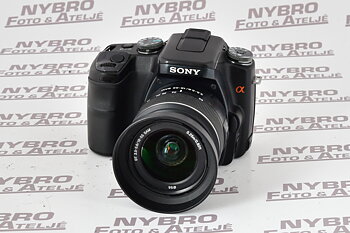 Sony A100 + 18-55/3,5-5,6 SAM
