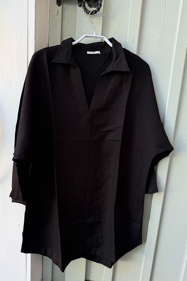 Movesgood - Rita Collar Tunic Black