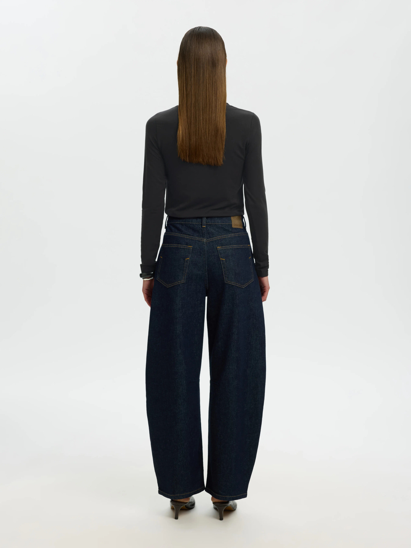 SLWMANJA LS O-NECK NOOS Black - 6