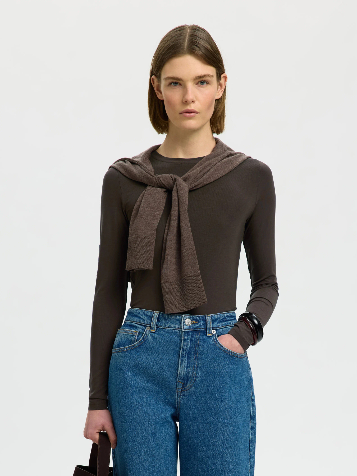 SLWMANJA LS O-NECK NOOS Delicioso