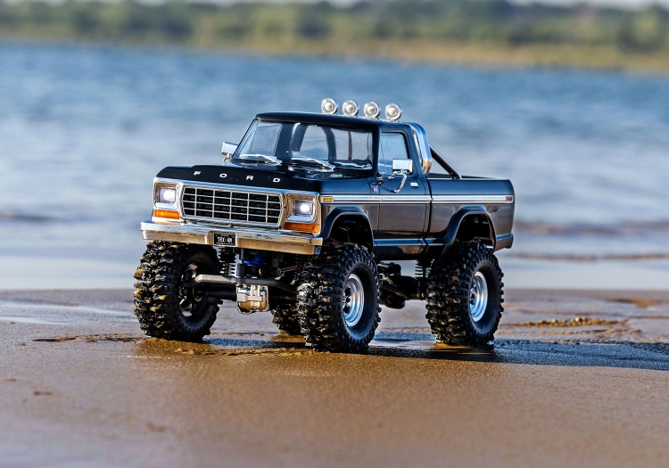 TRX-4M Ford F-150 High Trail RTR Black - 2S LiPo/USB Charger - 11